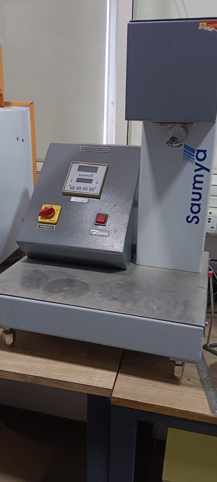 Melt Flow Index (MFI) Tester - Image 4